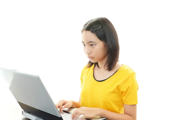 Menina com notebook — Fotografia de Stock