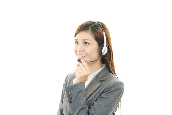 Operador de call center sorridente — Fotografia de Stock