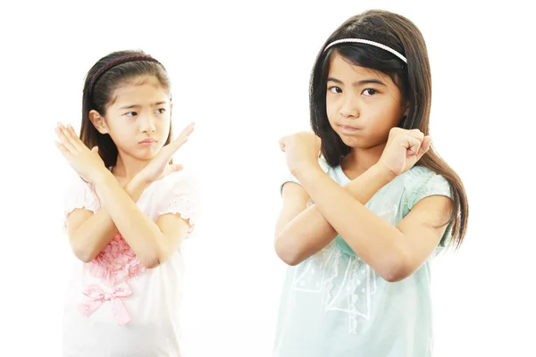 Asyalı kızlar ile çapraz işareti — Stok fotoğraf