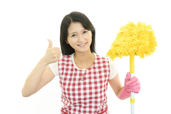 Sorrindo dona de casa — Fotografia de Stock