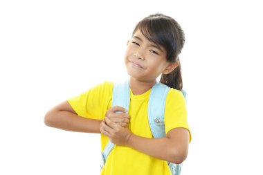 Asyalı kız gülümseyerek