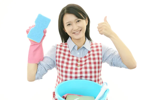 Sorrindo dona de casa — Fotografia de Stock