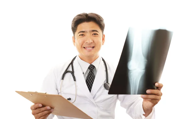 Smiling Asian medical doctor — Stock Photo, Image