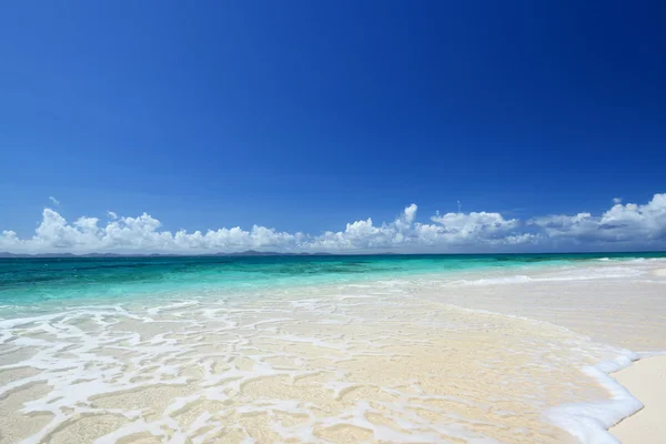 Güzel bir plaj — Stok fotoğraf
