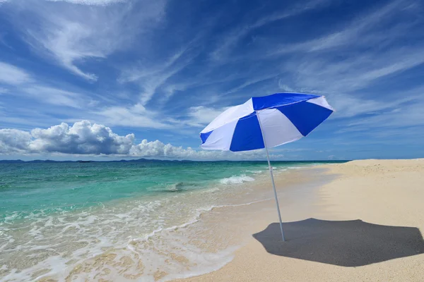 Beautiful beach — Stock Photo, Image