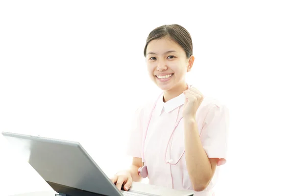 Lächelnde Krankenschwester — Stockfoto