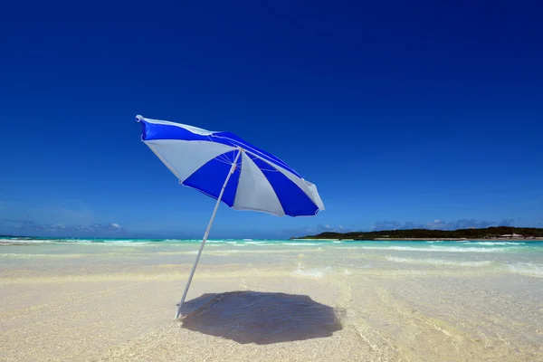 Hermosa playa — Foto de Stock