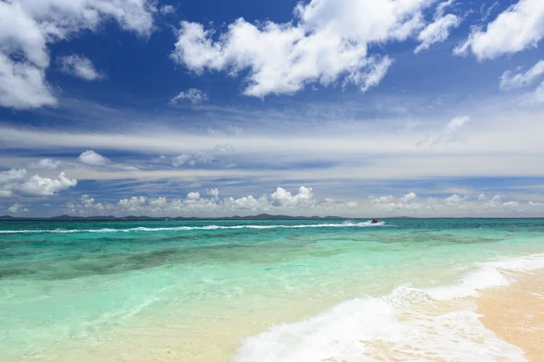 Beautiful beach — Stock Photo, Image