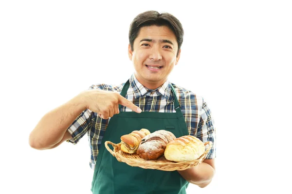 Sonriente camarero asiático — Foto de Stock