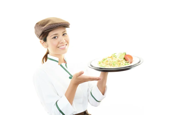 Uśmiechnięta kelnerka — Zdjęcie stockowe