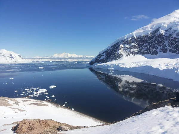 Antarktika, gökyüzü, kar, soğuk — Stok fotoğraf