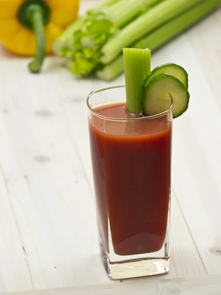 Un bicchiere di succo di verdura — Foto Stock