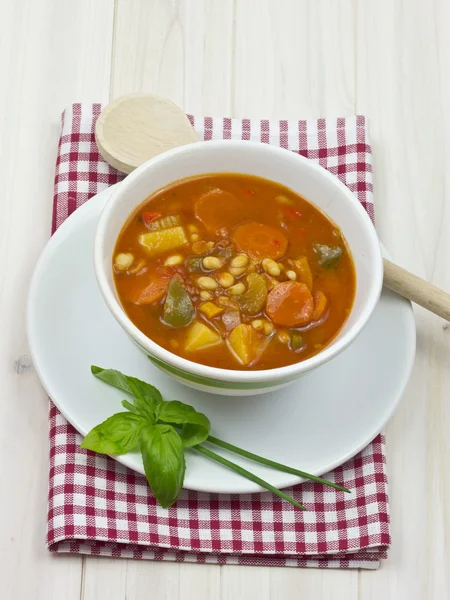 Tomatsuppe med haricotbønner og peber - Stock-foto