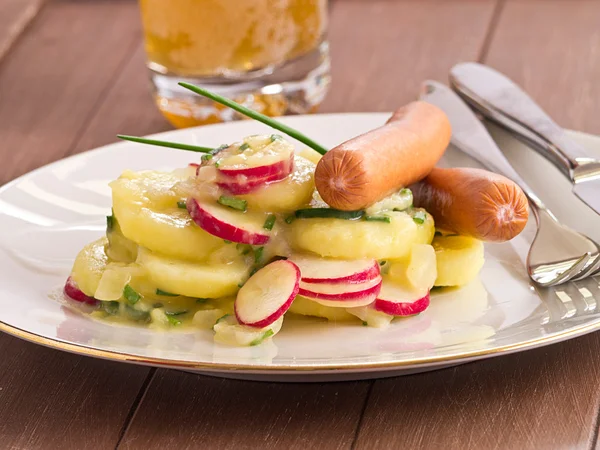 Potato salad with sausage — Stock Photo, Image