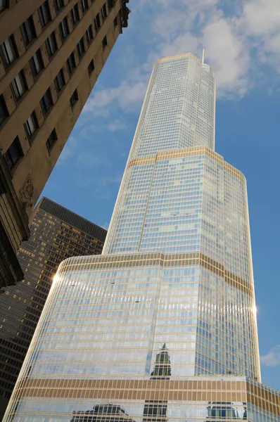 Glass tower — Stock Photo, Image