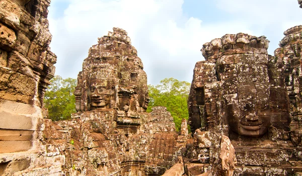 Bayon ansikten — Stockfoto