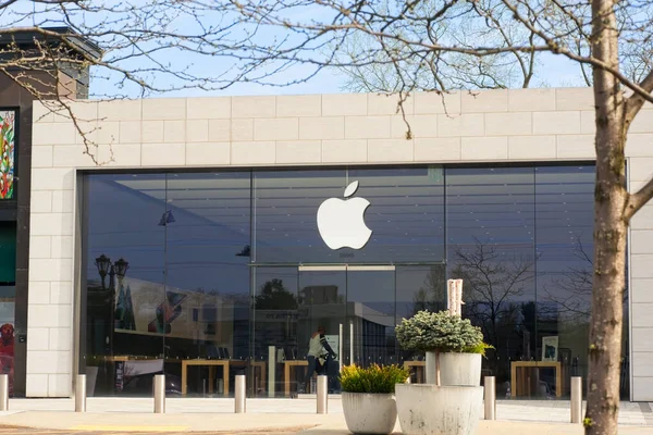 Woodmere Usa April 2022 Apple Store Eton Center Anchors East — Photo