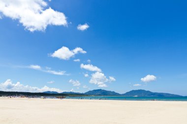 Yaz aylarında plajlar