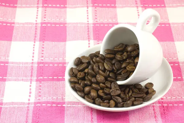 Tasse à café et grains de café — Photo