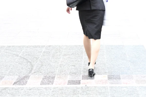 Businesswoman Walking — Stock Photo, Image