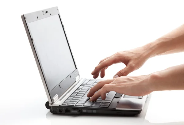 bir dizüstü bilgisayar işletim