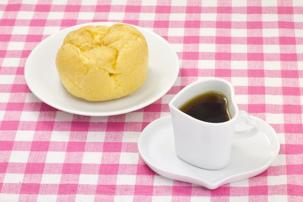 Café y un soplo de crema — Foto de Stock