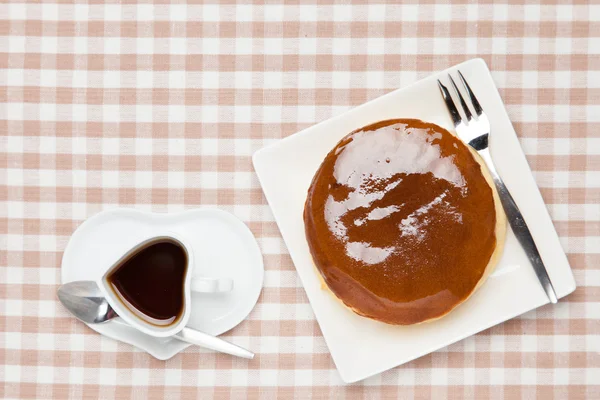 Pastel de queso y café — Foto de Stock