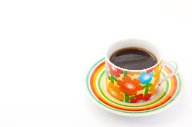 bir fincan kahve kahve döktü