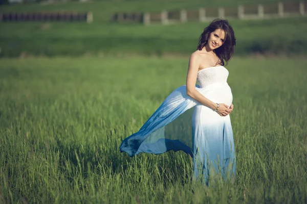 Une belle future mère — Photo