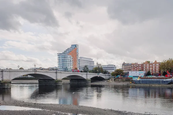 Londra Birleşik Krallık Ekim 2020 Putney Nehri Üzerindeki Putney Köprüsü — Stok fotoğraf