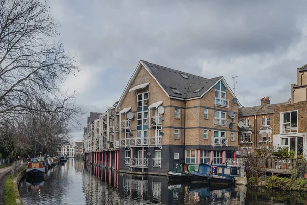 Londen Verenigd Koninkrijk Januari 2021 Huizen Aan Het Water Bij — Stockfoto