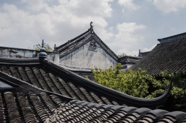 Çin 'in Suzhou kentindeki Lion Grove Garden' da (Shizilin) geleneksel Çin mimarisi