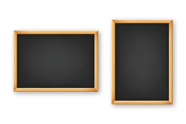 Realistic blank chalkboard in a wooden frame. School blackboard with traces of chalk, writing surface for text or drawing. Presentation board, online studying and e-learning. Vector illustration — 스톡 벡터