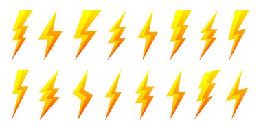 Beyaz arka planda izole edilmiş sarı yıldırım simgeleri. Flaş sembolü, yıldırım. Basit yıldırım çarpması işareti. Vektör illüstrasyonu