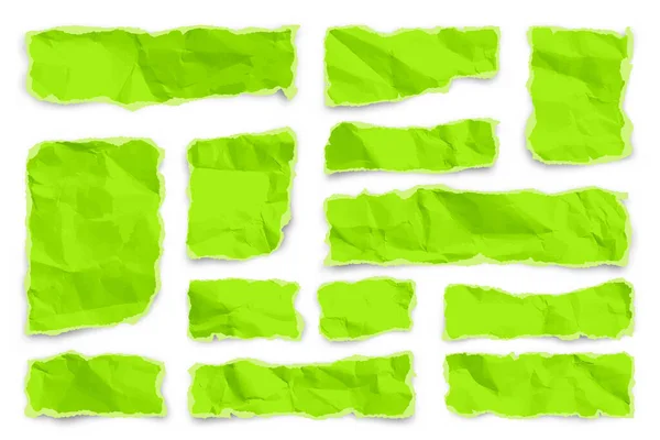 Grüne Zerrissene Papierstreifen Auf Weißem Hintergrund Realistische Bunte Zerknüllte Papierreste — Stockvektor