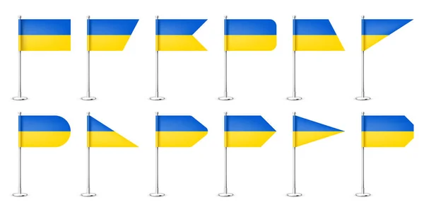 Realistyczne Różne Ukraińskie Flagi Stołowe Słupie Stali Chromowanej Pamiątka Ukrainy — Wektor stockowy