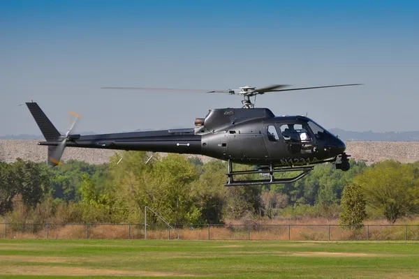 Eurocopter как 350 b2 — стоковое фото