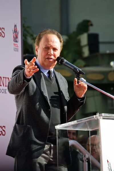 Billy Kristall bei der Handabdruckzeremonie im tcl chinesischen Theater — Stockfoto