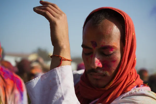 Fira holi festival av färger — Stockfoto