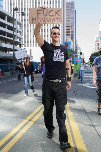 Protesters rallied in the streets against the Monsanto corporation. — Stock Photo, Image