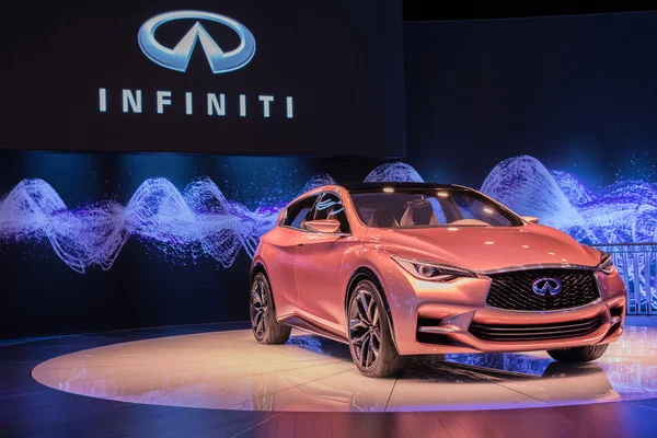 Infiniti q30 konceptbil på displayen på la auto show. — Stockfoto