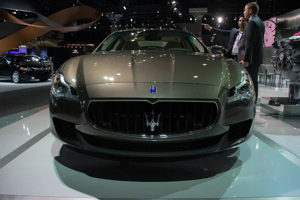 Maserati Quattroporte in mostra al Los Angeles Auto Show . — Foto Stock