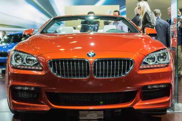 BMW 650i Convertible voiture exposée au Salon de l'auto de LA . — Photo