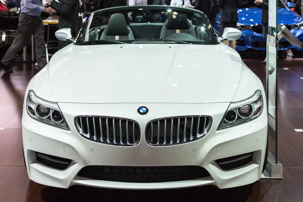 Bmw z4 컨버터블 차 la 오토 쇼에 전시. — 스톡 사진