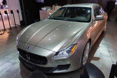 Maserati quattoporte araba la auto Show'da sergilenen.
