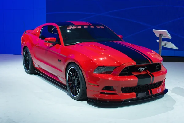 Ford Mustang Nitto 420HP 5L V8 car on display at the LA Auto Sh — Stock Photo, Image