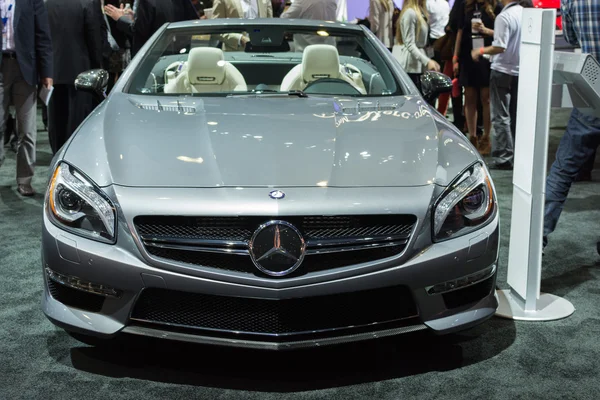 Mercedes SL 65 coche en exhibición en el LA Auto Show . — Foto de Stock