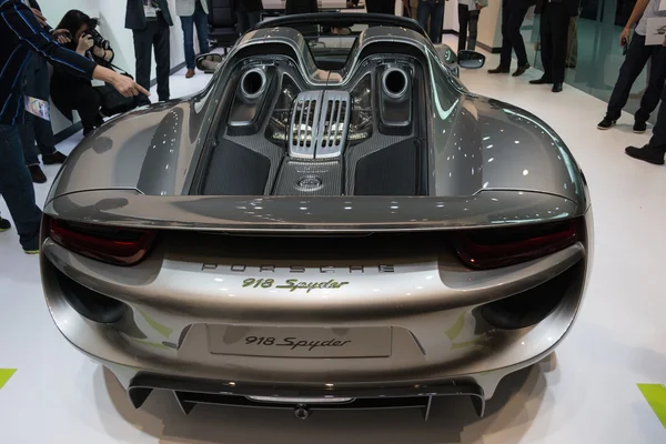 Porshe 918 Spyder car on display at the LA Auto Show. — Stock Photo, Image
