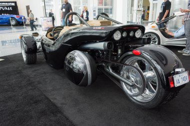la auto Show'da sergilenen v13r motosiklet.