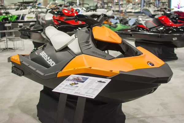 Jet Ski em exibição no Los Angeles Boat Show em 7 de fevereiro, 2 — Fotografia de Stock